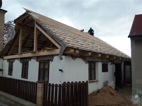 rekonstrukce střechy a fasády jednopodlažní stavby
