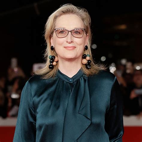 fotografie Meryl Streep a Julie Roberts v kostýmech z filmu Blízko od sebe