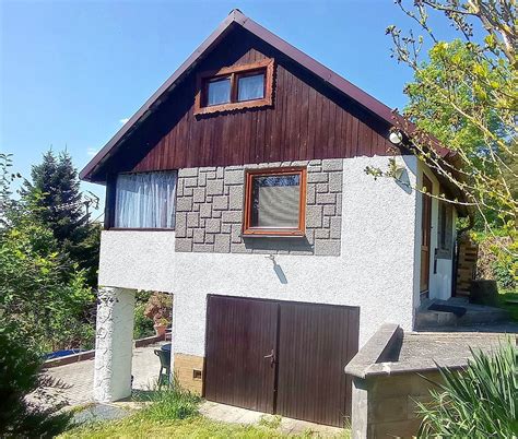 Rekreační zděná chata u Hracholuské přehrady