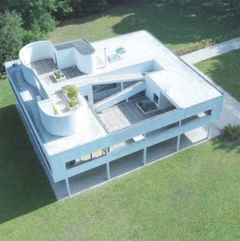 Vizualizace vily Savoye s typickými prvky Le Corbusierovy moderní architektury