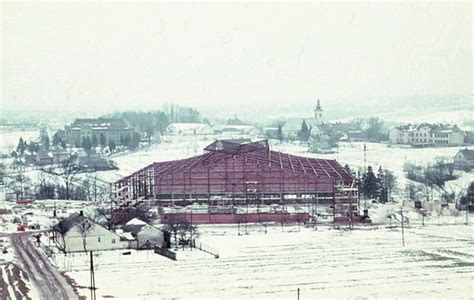 Archivní fotografie původního zimního stadionu ve Vyškově