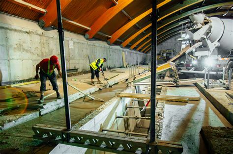 staveniště nového vilového komplexu Park Resort v Průhonicích