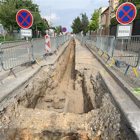 Schéma rekonstrukce vodovodního řadu a kanalizace v ulici Poděbradské