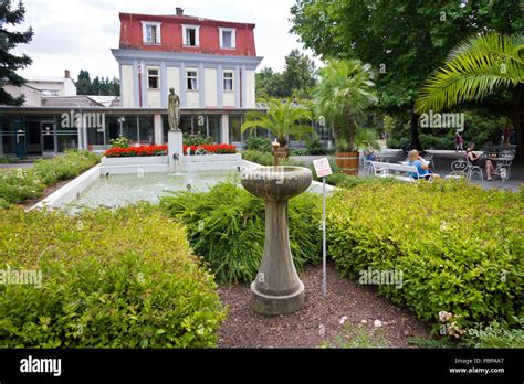 architektonicky zajímavý Pavilon Gočár v Lázních Bohdaneč