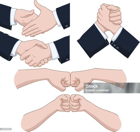 Ilustrace znázorňující několik rukou držících společný klíč k domu, symbolizující spoluvlastnictví.