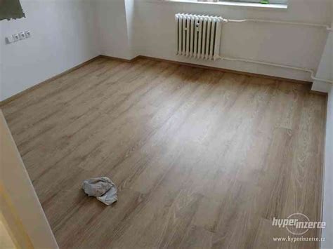 ukázka různých typů kvalitních podlahových krytin