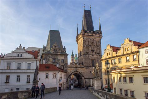 Antonio Sacchetti, Pohled na Prahu z Malostranské mostecké věže, olej na plátně 1817-22