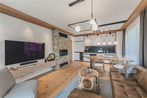 interiér luxusně zařízeného apartmánu