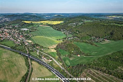 fotografie malebné krajiny Moravského Berouna a okolí