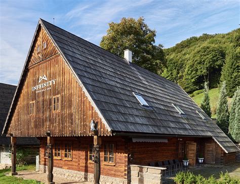 tradiční krkonošská roubenka