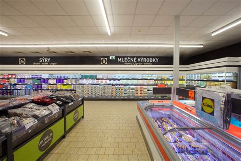 interiér modernizované prodejny Lidl