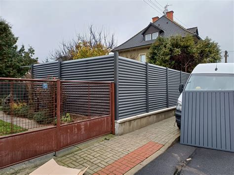 Vizualizace rozložení pozemků a umístění zídky na hranici