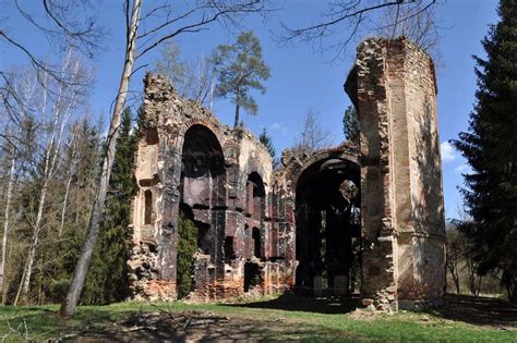 hvězdicová klenba kněžiště kostela sv. Jana Křtitele