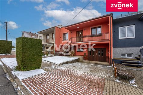 Vizualizace řadového domu s pozemkem a zahradou