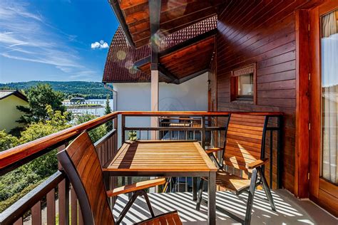 Moderní mezonetový apartmán s výhledem na Lipno