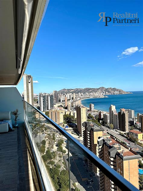 fotografie luxusního apartmánu na Sicílii s výhledem na moře