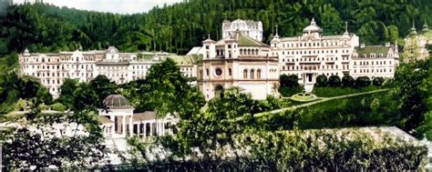 Architektonický návrh hotelu Kavkaz (dříve Hotel Weimar) z počátku 20. století.
