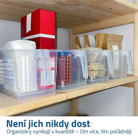 příklady označených krabic s barevnými štítky a popisky