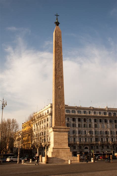 Lateránský obelisk