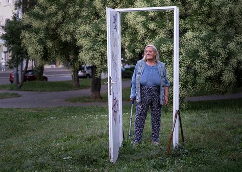 Vizualizace procesu žádosti o sociální bydlení a jeho klíčových kroků.