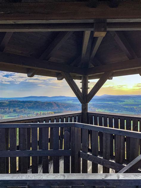 panoramatický výhled z rozhledny na Boubíně