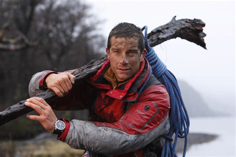 Bear Grylls v divočině